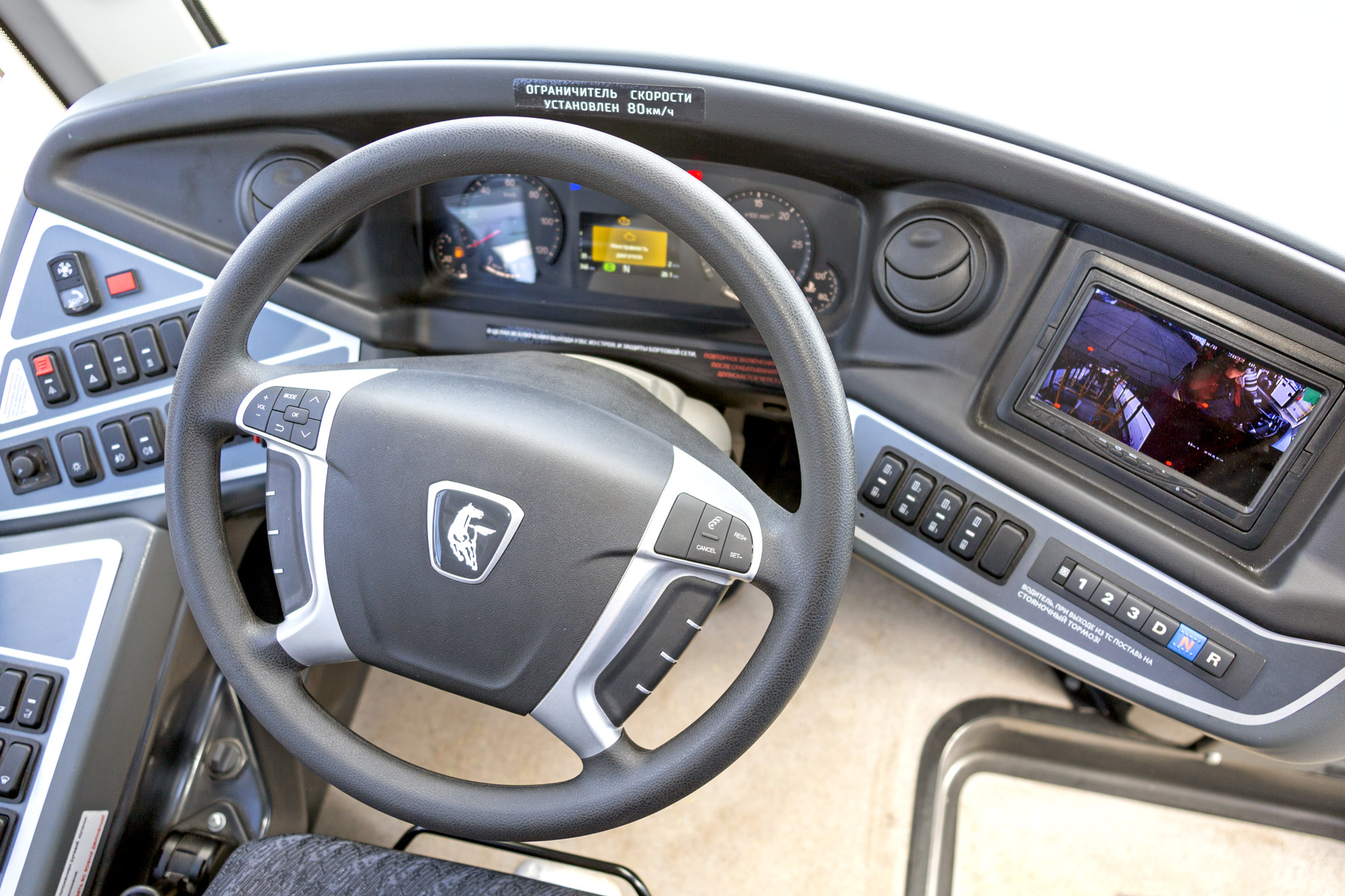 Автобус НЕФАЗ-5299-0000030-52